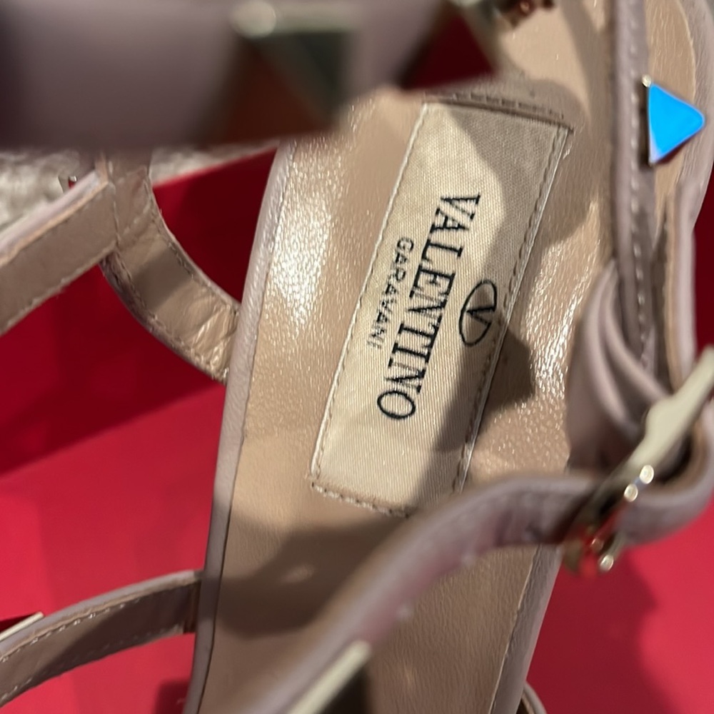 Gorgeous Valentino - worn once! - Picture 9 of 15